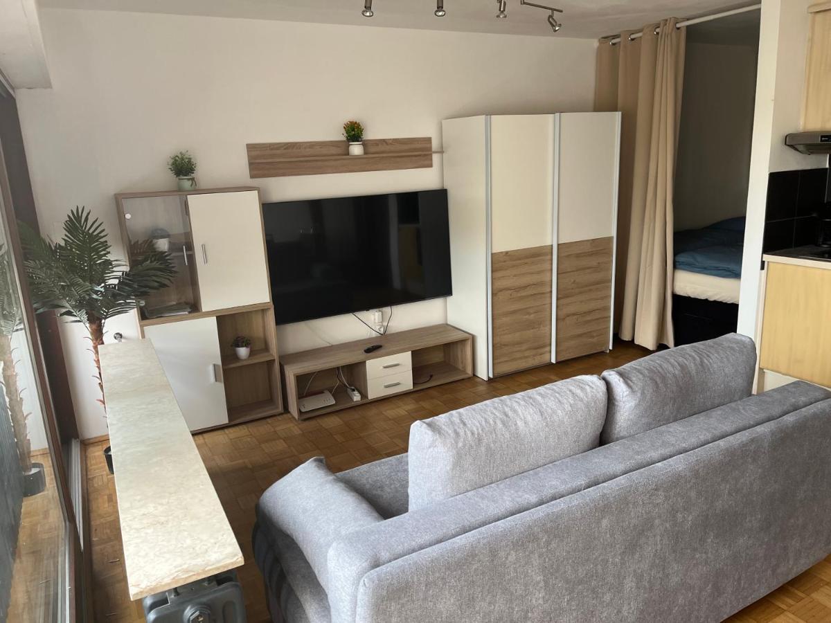 Apartment Naehe Hauptbahnhof Und Innenstadt ヴュルツブルク エクステリア 写真